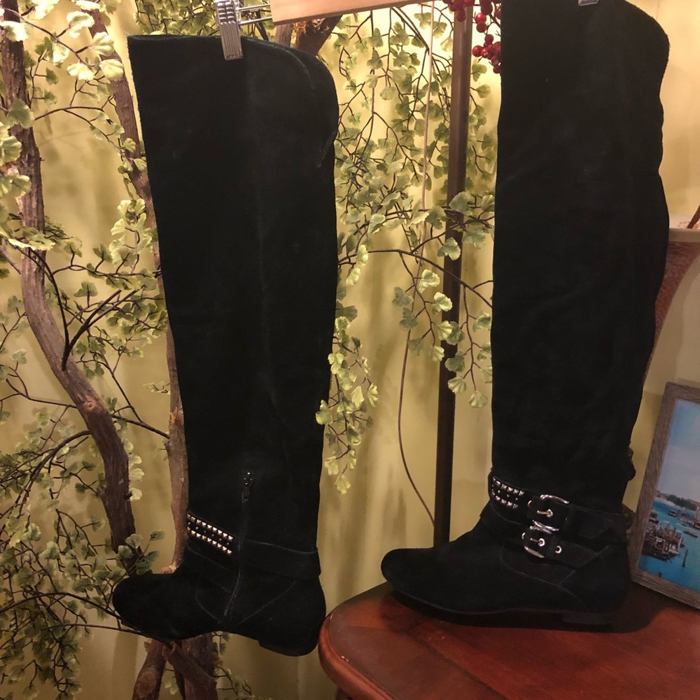 BCBG generation boots